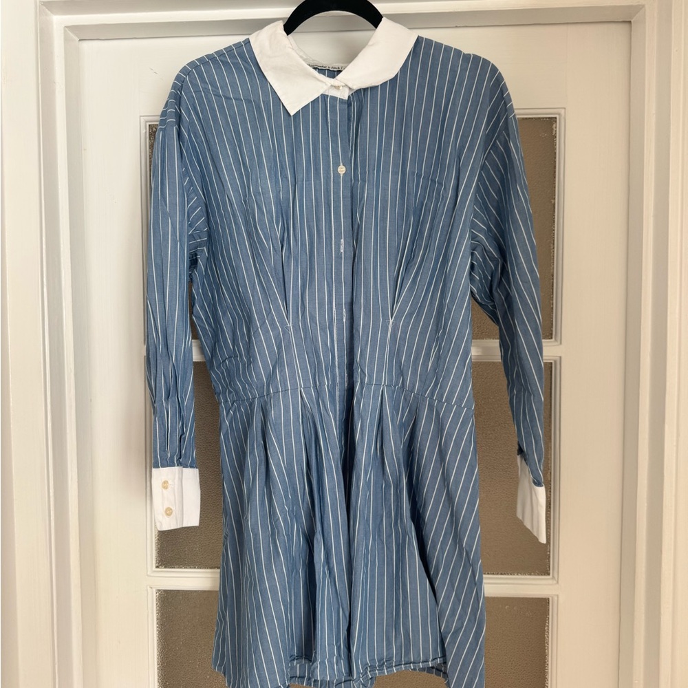 Abercrombie & Fitch Blue Pinstripe Dress with White Collar